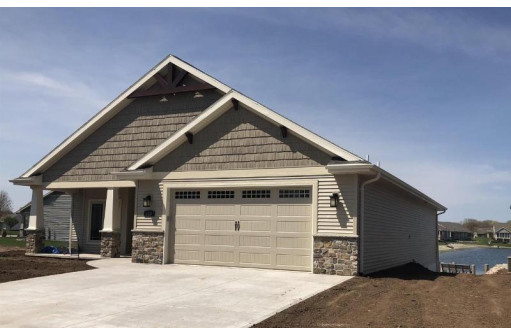 1365 Prairie Lake Circle, Neenah, WI 54956