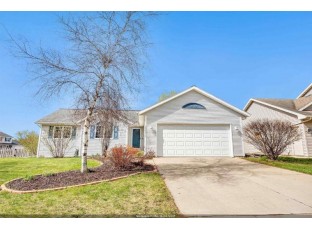 2586 Pecan Street Green Bay, WI 54311