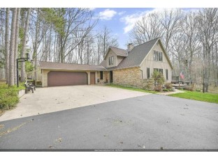 5620 Linda Lane Little Suamico, WI 54141