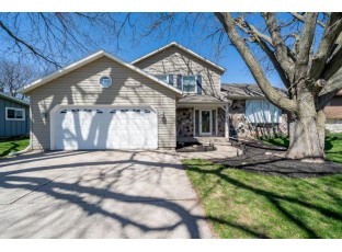 938 Anchorage Court Oshkosh, WI 54901-2056