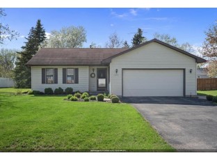 277 Oak Park Drive Oshkosh, WI 54904