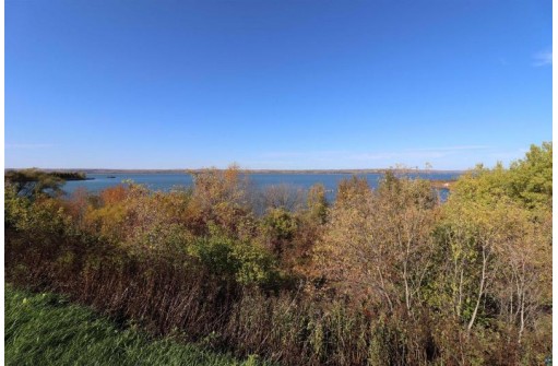 801 Lake Shore Dr W, Ashland, WI 54806