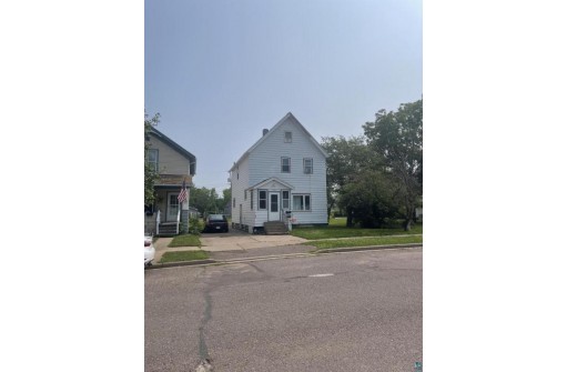 310 5th Ave E, Ashland, WI 54806