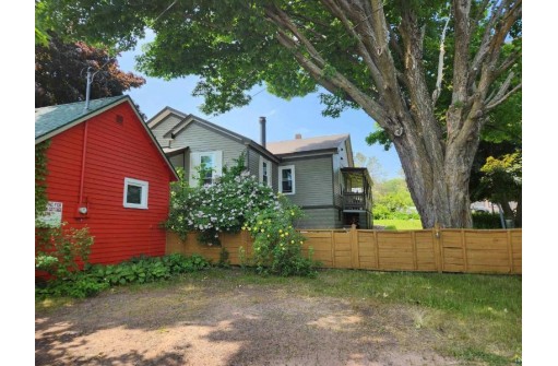 20 North 1st St, Bayfield, WI 54814