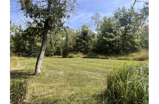 796 South Shore Rd, La Pointe, WI 54850