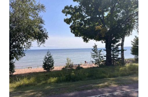 796 South Shore Rd, La Pointe, WI 54850