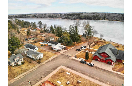 6896 South Lake Ave, Lake Nebagamon, WI 54849