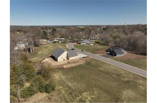 325 Linden Road, Prescott, WI 54021