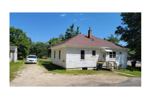 146 East Main Street, Ellsworth, WI 54011