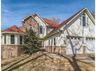 466 Carriage Lane Hudson, WI 54016