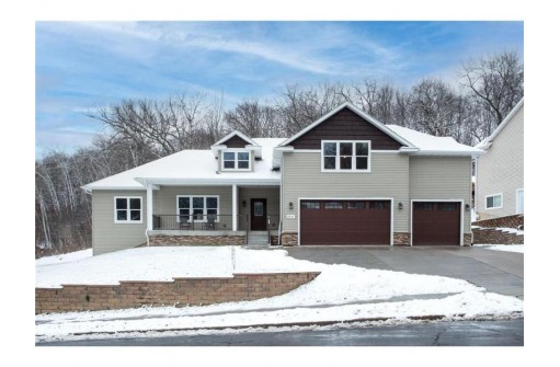 4715 Oakwood Hills Parkway, Eau Claire, WI 54701