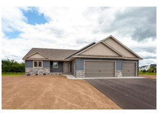 149 Steelhead Drive River Falls, WI 54022