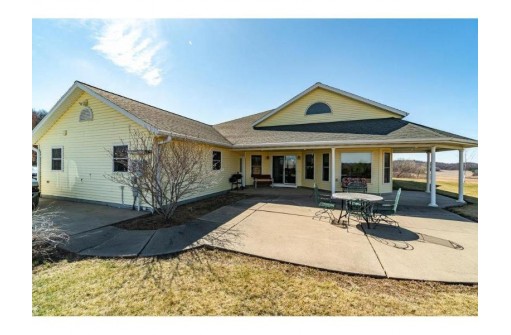 W2071 County Road R, Mondovi, WI 54755