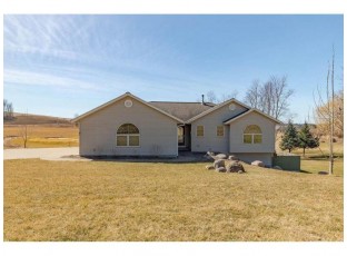 1421 Valley Estates Road Mondovi, WI 54755