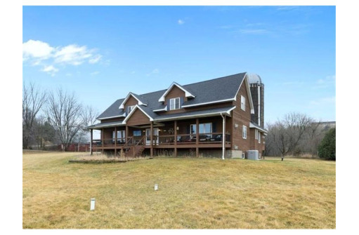 651 Tower Road, Hudson, WI 54016