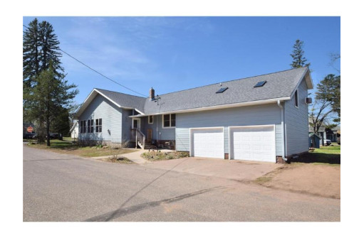 326 West Wisconsin Avenue, Grantsburg, WI 54840