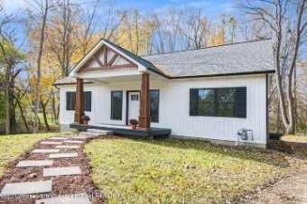 615 Ramble Way Leslie, MI 49251