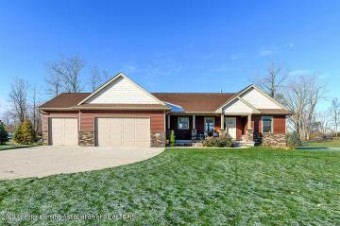 8551 Ironstone Drive Dimondale, MI 48821