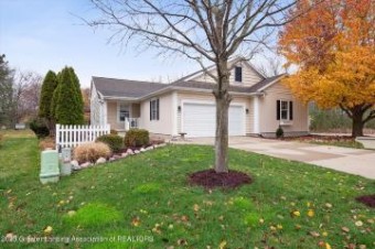 4176 Hamlet Cove 15 Bath, MI 48808