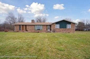 4713 Pares Road Dimondale, MI 48821