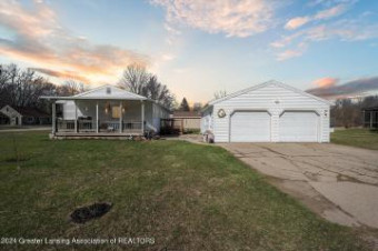 2276 Reed Street Lansing, MI 48911