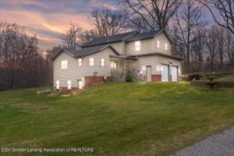 447 Charleston Road Lansing, MI 48917