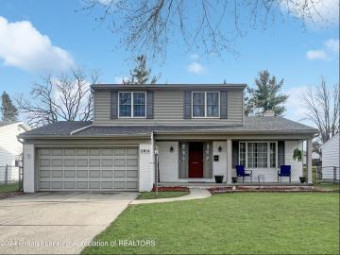 2814 Darien Drive Lansing, MI 48912