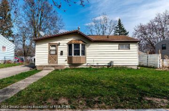 4523 Burchfield Avenue Lansing, MI 48910