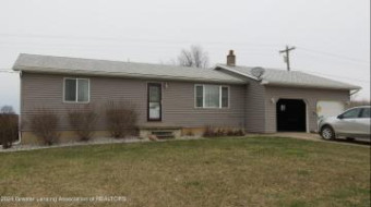 2102 W Marshall Road Saint Johns, MI 48879