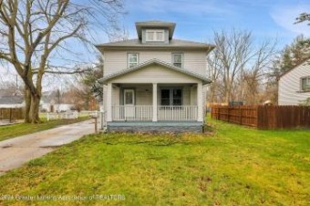 817 Riley Street Lansing, MI 48910