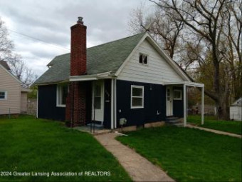 609 Ridgewood Avenue Lansing, MI 48910