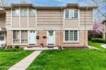 2187 Trafalger Lane East Lansing, MI 48823