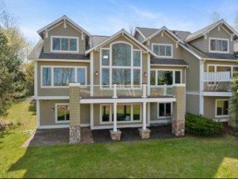 6182 Quarry Ridge Drive 4 Bay Harbor, MI 49770