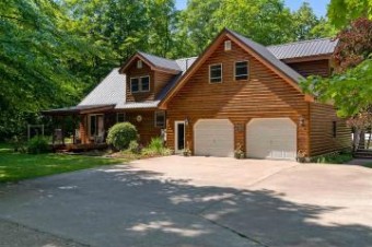 8455 Paradise Trail Carp Lake, MI 49718