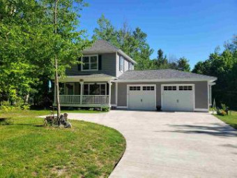 783 W Lake Street Harbor Springs, MI 49740