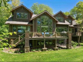 6062 Quarry Ridge Drive 8 Bay Harbor, MI 49770