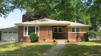 19633 Woodside Street Harper Woods, MI 48225