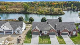 951 Sloane Court White Lake, MI 48386