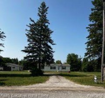 5649 Harrington Road Croswell, MI 48422