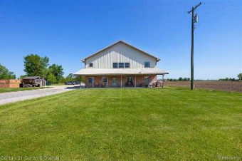 4466 Scofield Carleton Road Carleton, MI 48117