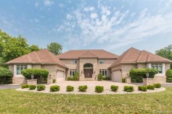 3125 Westloch Circle Superior, MI 48198