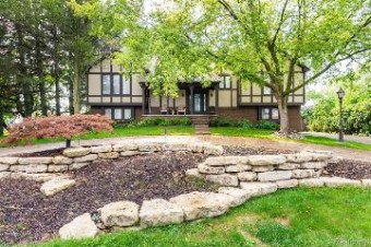 28220 Swan Island Drive Grosse Ile, MI 48138