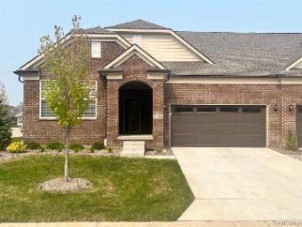 40633 Azalea Drive Clinton Township, MI 48036