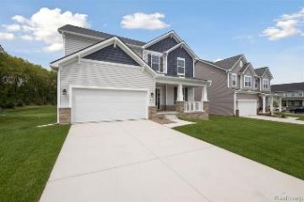 232 Quartz Way White Lake, MI 48386