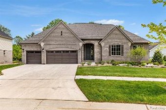 2910 Basil Rochester Hills, MI 48309