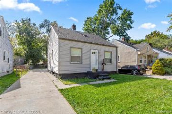 19208 Woodside Street Harper Woods, MI 48225