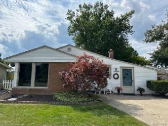 28600 Southpointe Road Grosse Ile, MI 48138