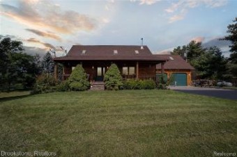 5528 Hegel Road Goodrich, MI 48438