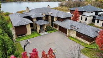 2657 Turtle Shores Drive Bloomfield Hills, MI 48302