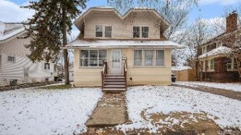 82 Oneida Street Pontiac, MI 48341